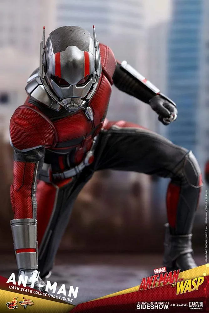 Hot Toys Movie Masterpiece Ant-Man and The Wasp 1/6 Scale Ant-Man Figure - Image 2