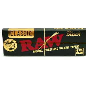 RAW- CLASSIC BLACK 1 1/4 SIZE PAPERS